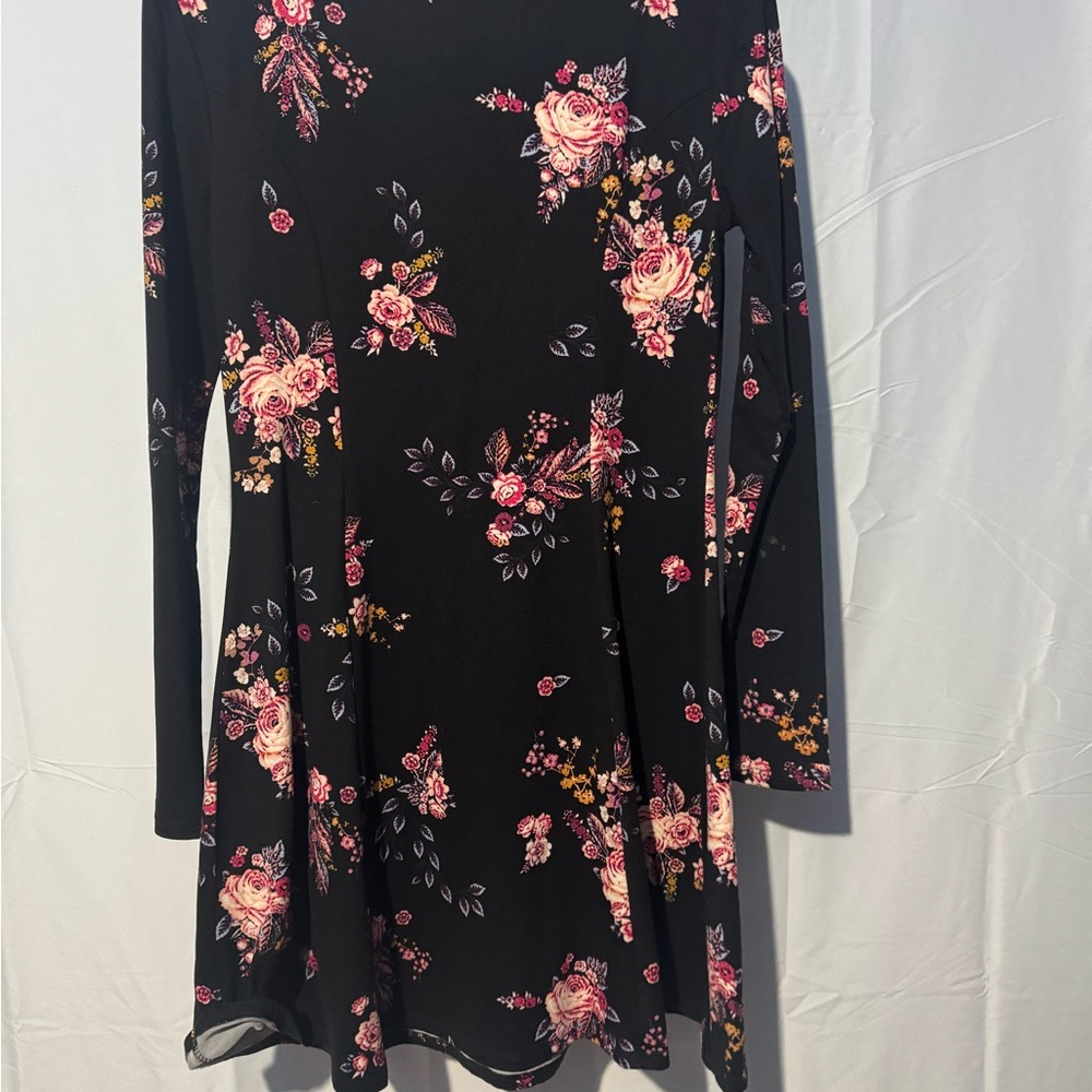 Mudd Black Long Sleeve Floral Dress Size M - Picture 2 of 6